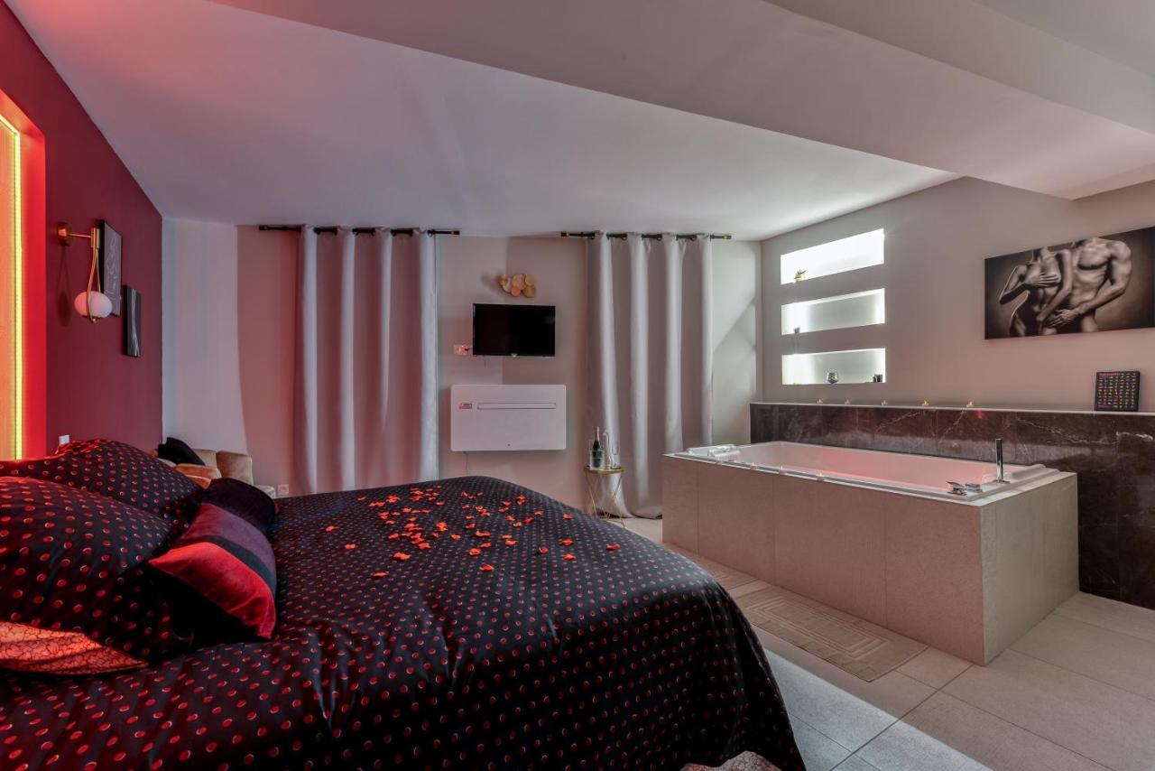 O Lit Divin Instant De Volupté Balneo Sauna Apartamento