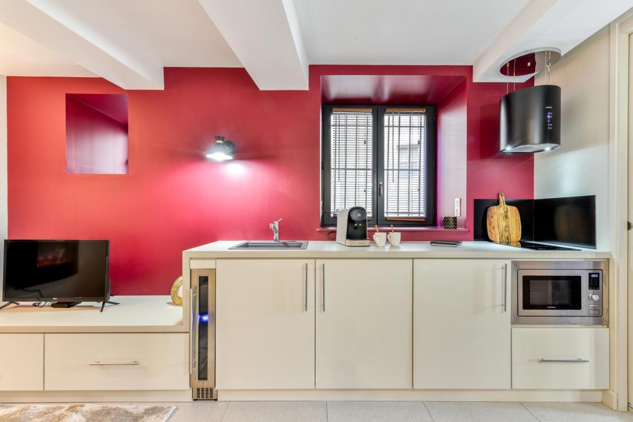 O Lit Divin Instant De Volupté Balneo Sauna Apartamento